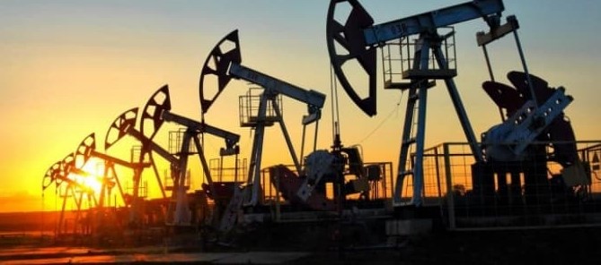 सीजफायर के बाद कच्चे तेल में बड़ी गिरावट: WTI 17% टूटा, ब्रेंट भी लुढ़का