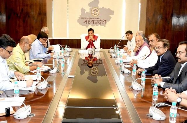 मध्यप्रदेश कैबिनेट के बड़े फैसले: 10,800 करोड़ की विकास योजनाओं को मंजूरी